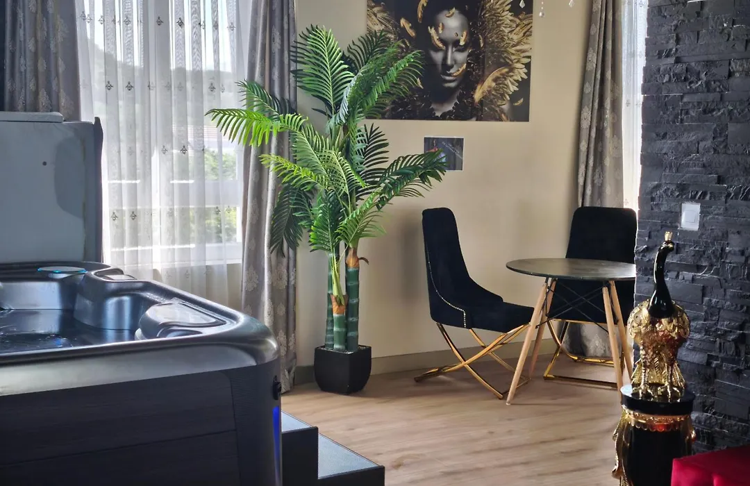 Suite Chic by Les Spa de Venus-1